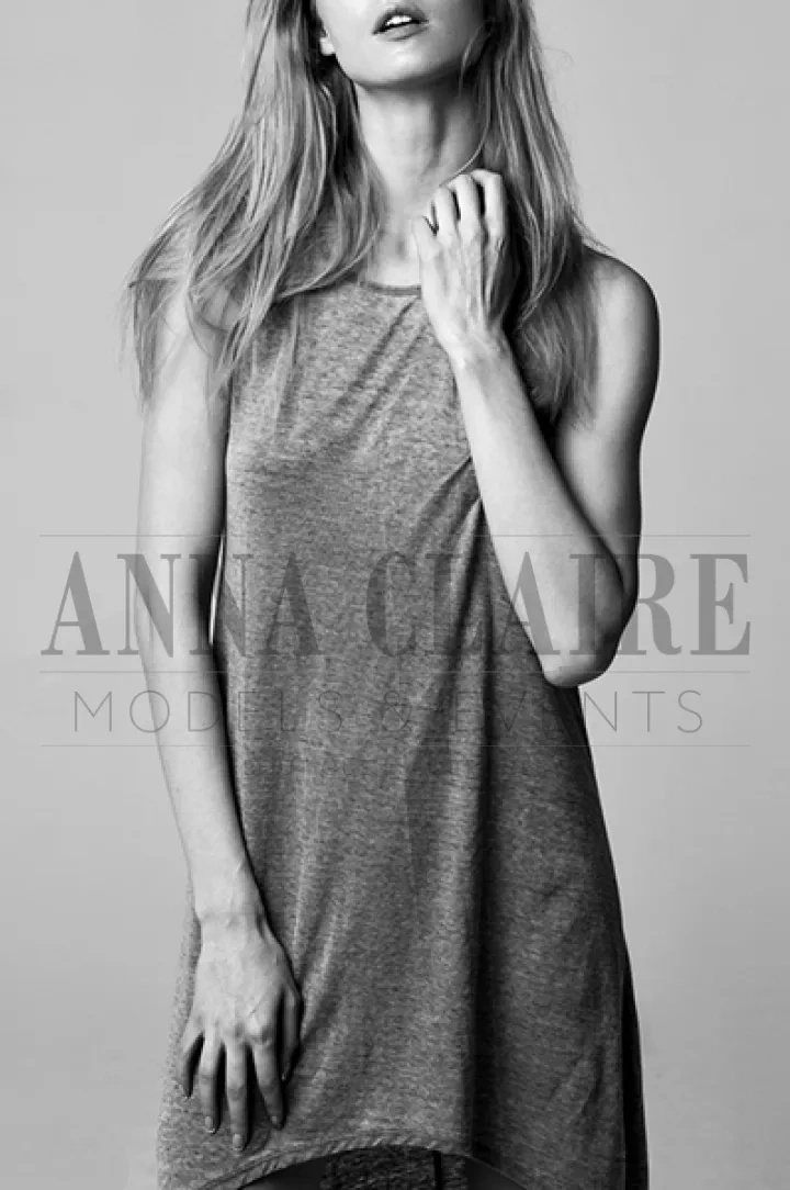 High class escort Cannes Anais, luxury Cote d'Azur fashion model companion High class escort Cannes Anais, luxury Cote d'Azur fashion model companion