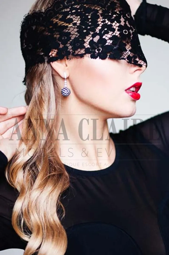 Monaco VIP escorts model Bella, high-end social and dinner date companion Monaco VIP escorts model Bella, high-end social and dinner date companion