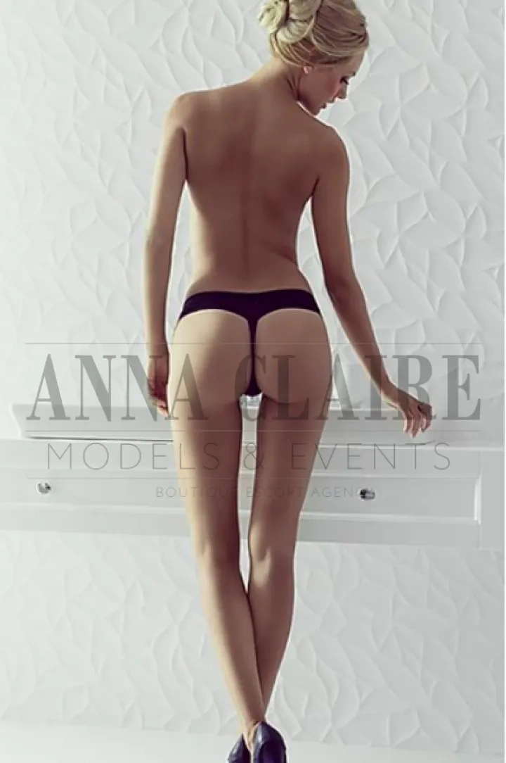 VIP escorts Sydney lady Camilla, luxury image model & GFE companion VIP escorts Sydney lady Camilla, luxury image model & GFE companion