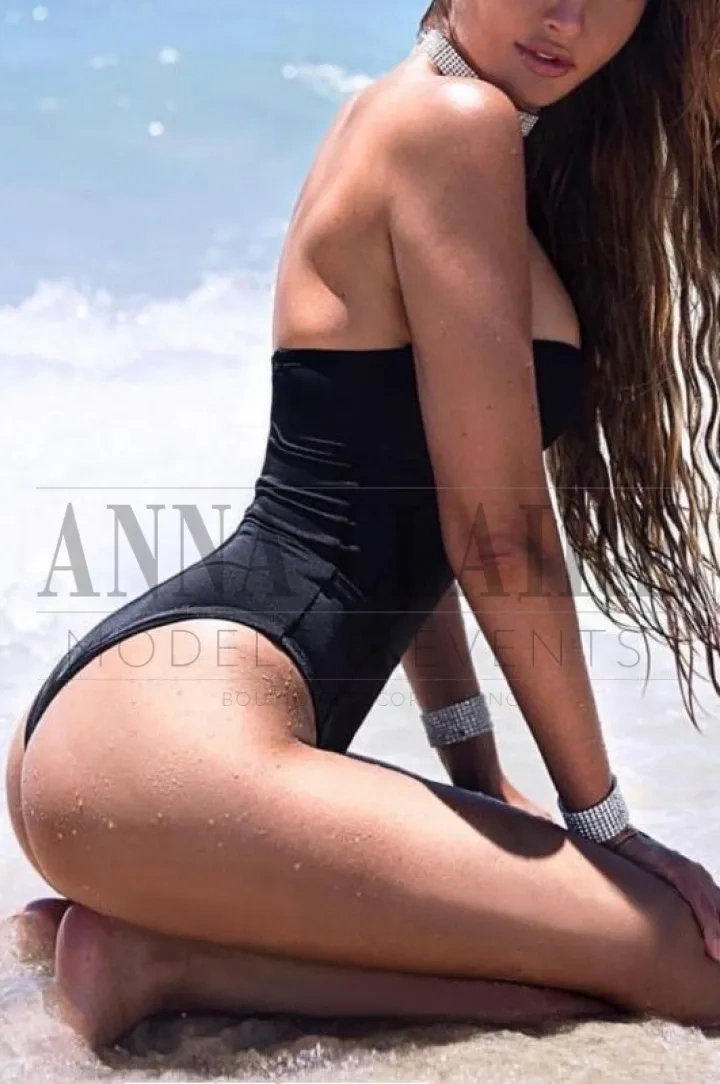 Luxury Swiss escort, high-end female companion in Geneva Luxury Swiss escort, high-end female companion in Geneva