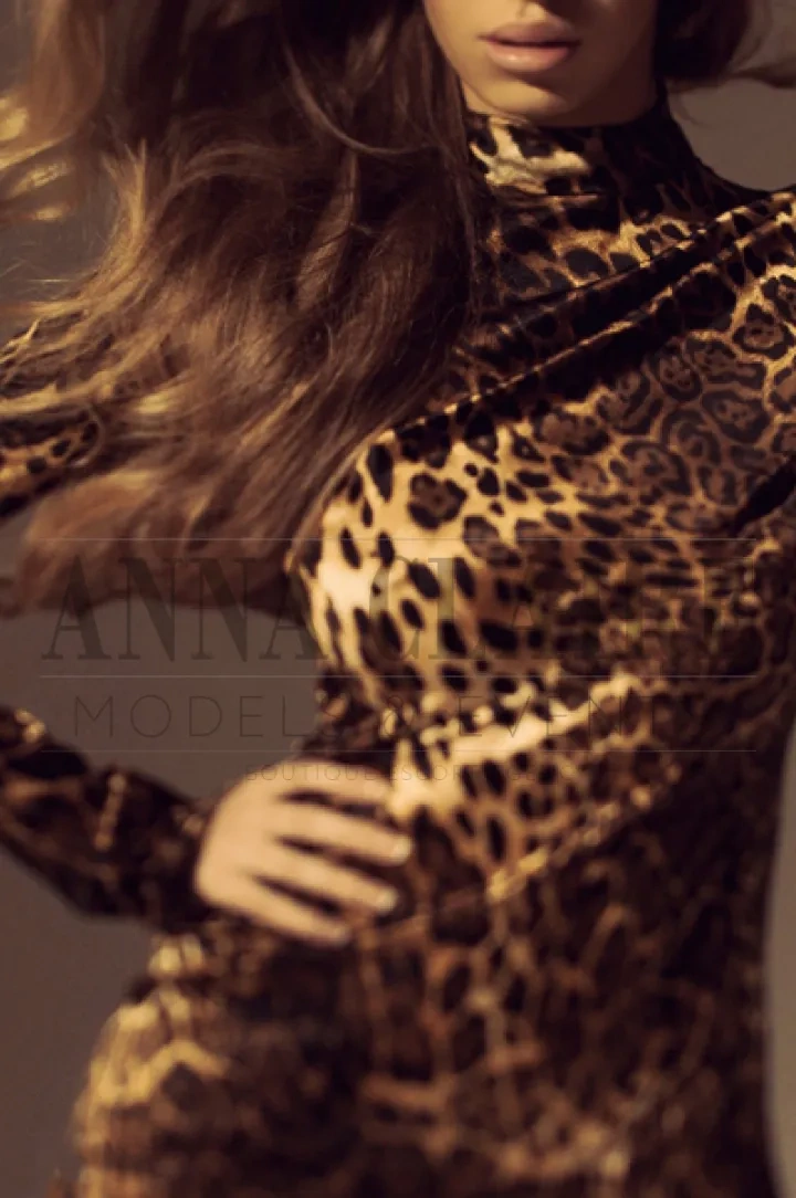 London high class escorts lady Mia, international supermodel companion London high class escorts lady Mia, international supermodel companion