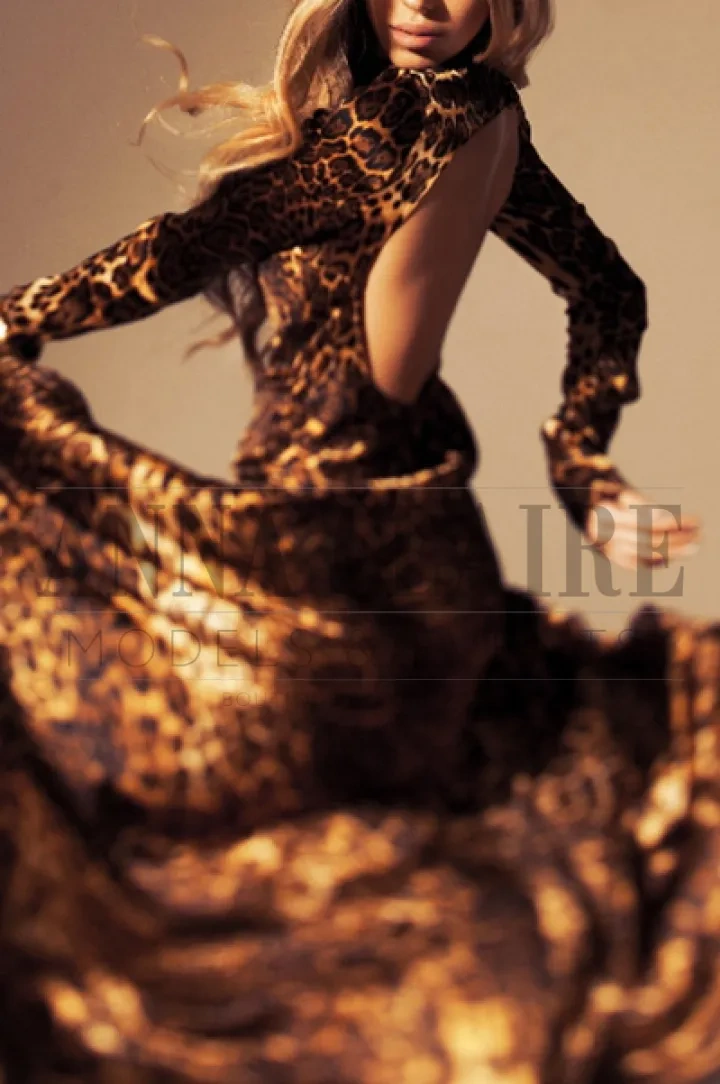 London high class escorts lady Mia, international supermodel companion London high class escorts lady Mia, international supermodel companion