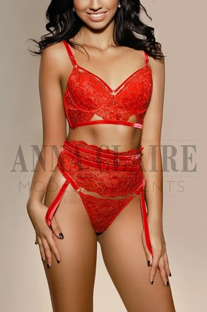 Escorts VIP Zurich model Mila, elite travel companion and social escort Escorts VIP Zurich model Mila, elite travel companion and social escort