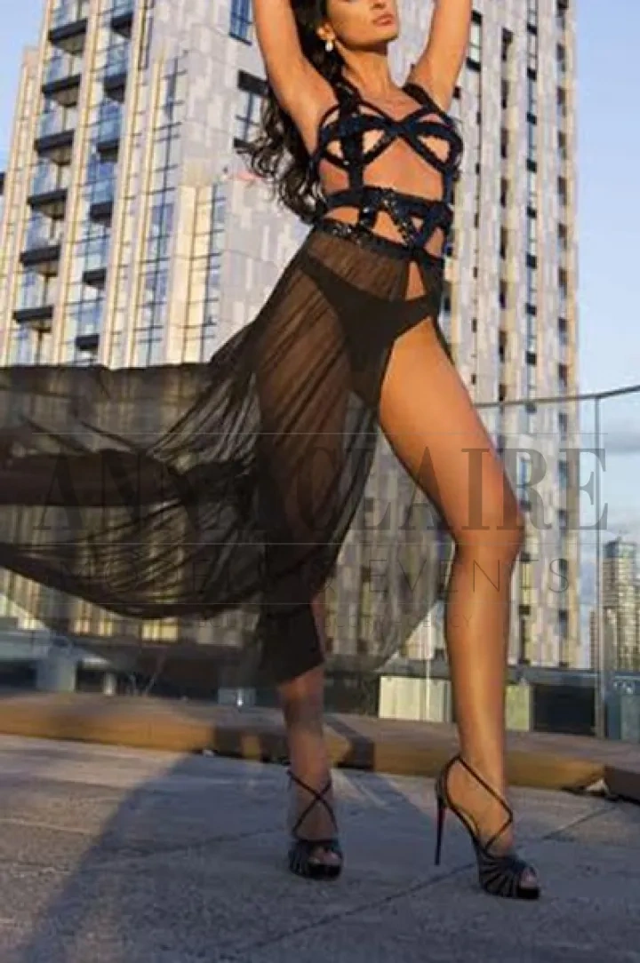 Brussels elite escort Ranya, luxury model companion in Belgium Brussels elite escort Ranya, luxury model companion in Belgium