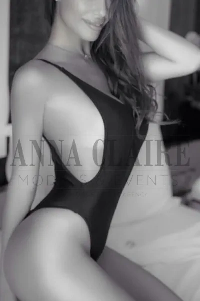 High-end Rome escort Denise, luxury dinner date companion High-end Rome escort Denise, luxury dinner date companion