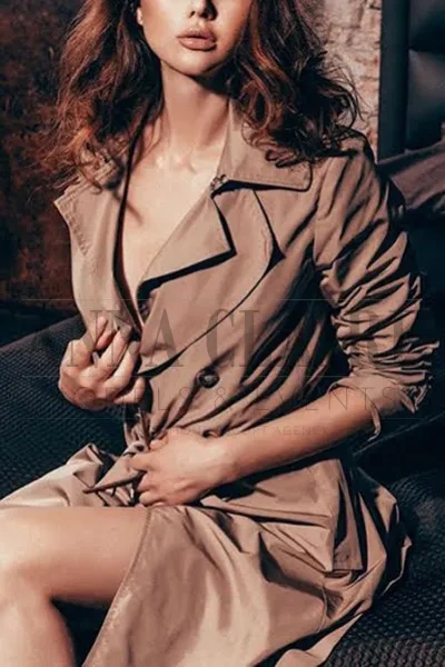 Hamburg luxury escort Ella, upscale German models companions Hamburg luxury escort Ella, upscale German models companions