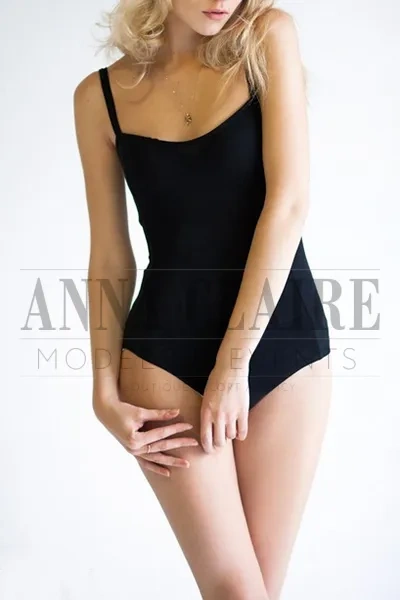 Luxury Berlin escorts model Jana, elite international model date and social companion