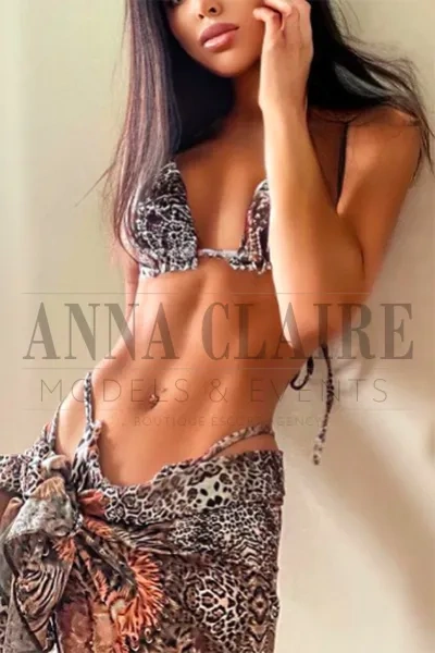 VIP escort Prague model Karen, young gfe companion