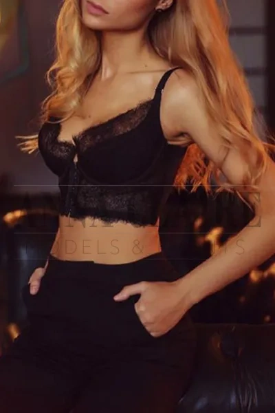 Tokyo elite escort Marina, high-class European model companion in Asia