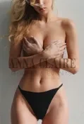 Elite Los Angeles escorts model Amanda, luxury blonde GFE 