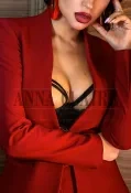 VIP Florence escort Amina, high class brunette model companion