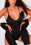 Chicago GFE escort Carmen, luxury brunette model companion