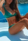 Chicago GFE escort Carmen, luxury brunette model companion