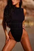 High class escort DC Caroline, elite brunette GFE beauty