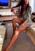Luxury escort LA model Jennifer, high-end brunette female companion Luxury escort LA model Jennifer, high-end brunette female companion
