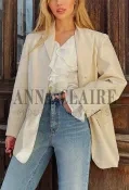 Los Angeles elite escorts lady Kelly, classy blonde model companion Los Angeles elite escorts lady Kelly, classy blonde model companion