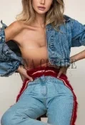 GFE Chicago escort Lauren, high end blonde companion