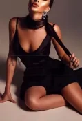 New York elite escort Mia, luxury NYC dinner date