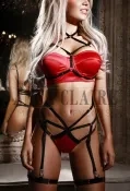 High-class Dubai escorts lady Roberta, exclusive model companion & dinner date in Dubai