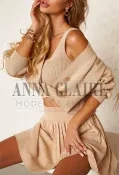 Elite Los Angeles escort Sienna, luxury blonde companion