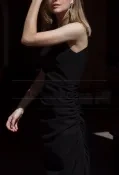 Paris elite escort Zoé, jeune femme parisienne de luxe