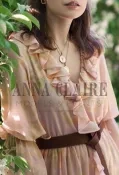 Paris elite escort Zoé, jeune femme parisienne de luxe