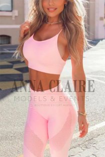 Dublin elite escorts lady Nicole, luxury blonde GFE model